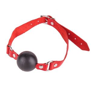 Чёрный кляп-шар с красным ремешком